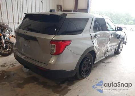 2020 Ford Police Interceptor z USA, uszkodzony, nr VIN 1FM5K8AC0LGB86329